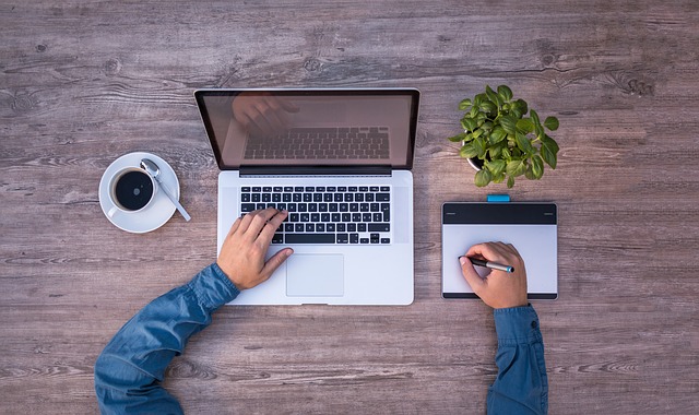 The Importance of Having a Professional Graphic Designer Design Your Creatives For Your Scholarship Fund